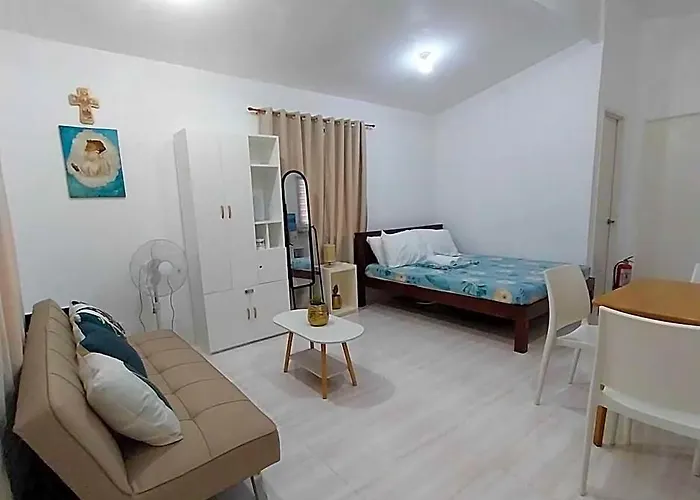 Hotel House At Olango Island Cebu